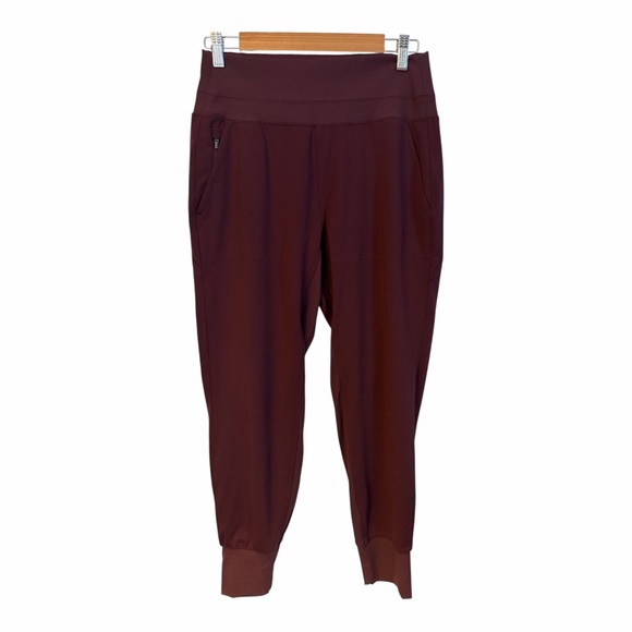 Athleta Pants - Athleta Women’s Maroon Joggers Size Medium